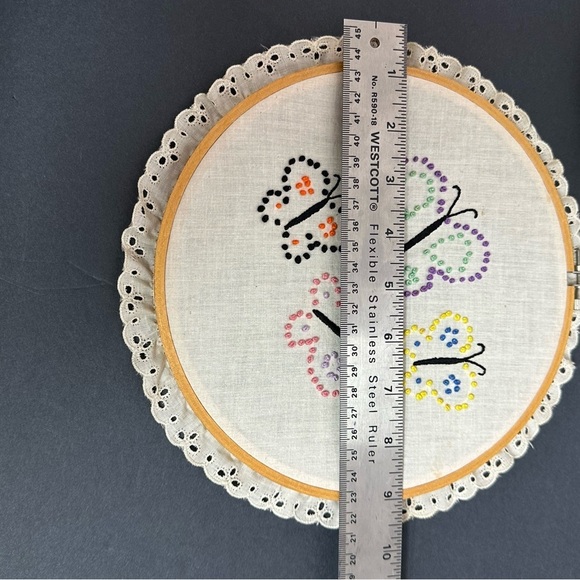 Butterflies Flower Needlepoint Handmade Art Framed Ruffles 3 Pieces Vintage - Picture 9 of 11